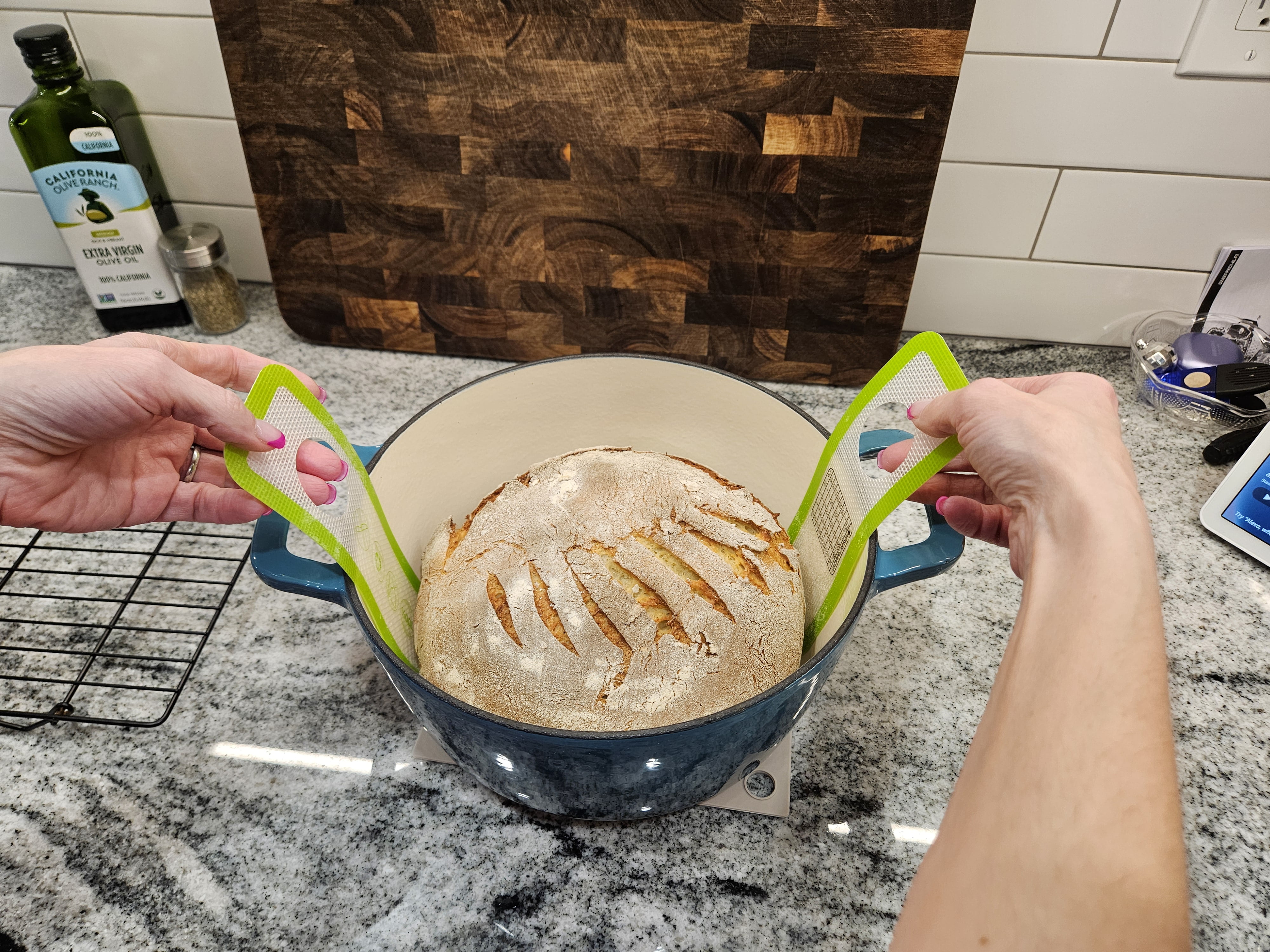 Fox Run Non-Stick Silicone Bread Sling For 4 or 5 Quart Dutch Ovens, Includes Measurements and Conversion Chart