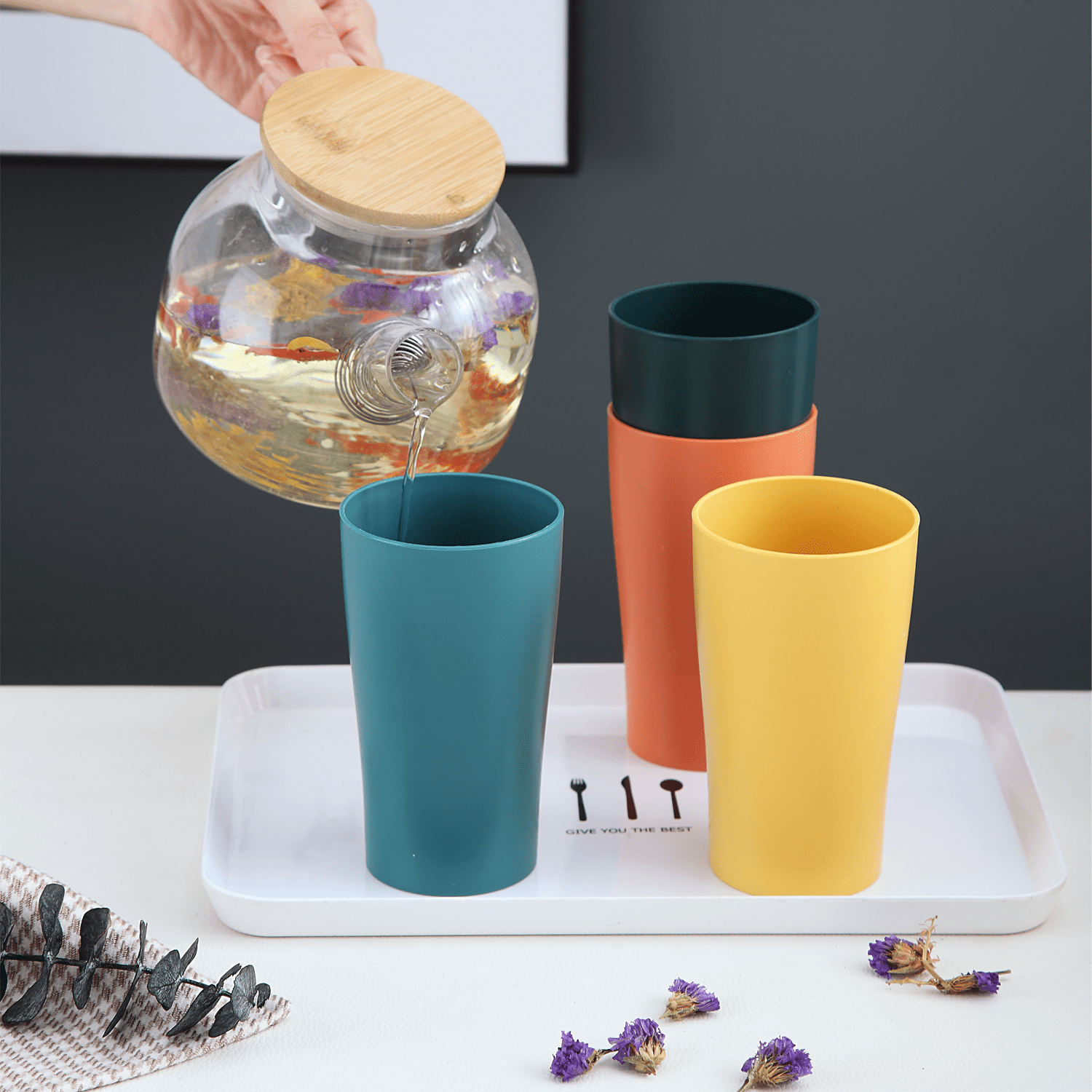 Kurala Unbreakable Plastic Tumbler Cups, Set of 8, Large Water