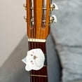 thumbnail image 4 of Silenciador de trastes para guitarra, correa de silenciador Sound Band, cinturón reductor de ruido universal, accesorios ajustables para instrumentos Oso de pastel blanco, 4 of 5