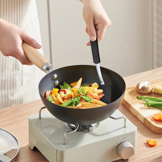 RKSTN A Spatula Home Kitchen Non Stick Pot Spatula Is Easy to Use and Clean Kitchen Gadgets