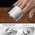 thumbnail image 3 of OUSITAID 8Pcs Finger Guard Finger Protector en Acier Inoxydable Éviter de Blesser Outil de Protection de Coupe de Cuisine Réglable Protecteur de Coupe de Coupe de Doigt Sûr pour Couper Découper, 3 of 9