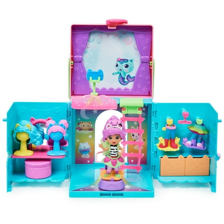 Gabby’s Dollhouse, Rainbow Closet Portable Playset with a Gabby Doll