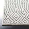 thumbnail image 3 of SAFAVIEH Mosaic Geraldine Geometric Area Rug, Beige/Grey, 5' x 8', 3 of 7