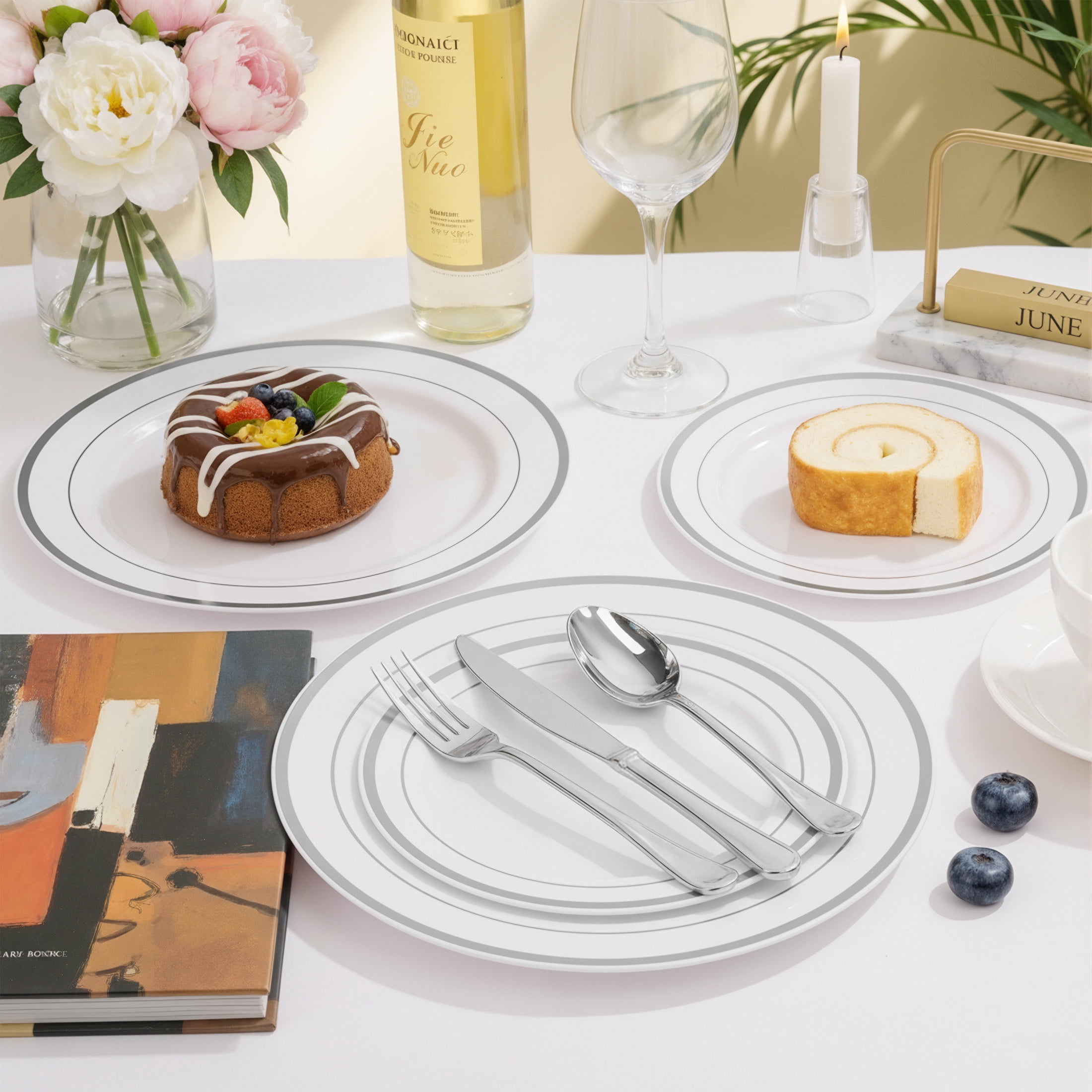 Daluvenix 350 Silver Plastic Dinnerware Set for 50 Guests, Silver Plastic Plates for Party, 50 Disposable Plates, 50 Dessert Plates, 50 Napkins with Silverware, 50 Cups