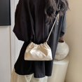 thumbnail image 4 of Bolso de hombro con cordón plisado de estilo coreano para mujer, moderno y versátil, bolso de mensajero informal de nicho de verano 2025, 4 of 5