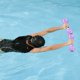 thumbnail image 5 of Mancuernas acuáticas 2 piezas Pesas de agua Ejercicio aeróbico Mancuernas de fitness Resistencia en piscina Entrenamiento de natación para principiantes Entrenamiento de natación, 5 of 5