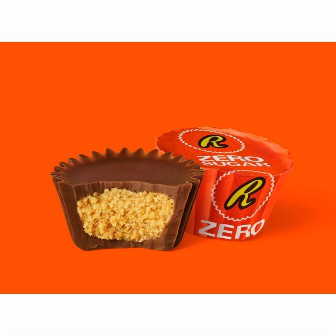 Reese’s Zero Sugar Miniatures Chocolate Peanut Butter Cups Candy Bag 15.5 oz with Olive Green Bowl by ValueNest