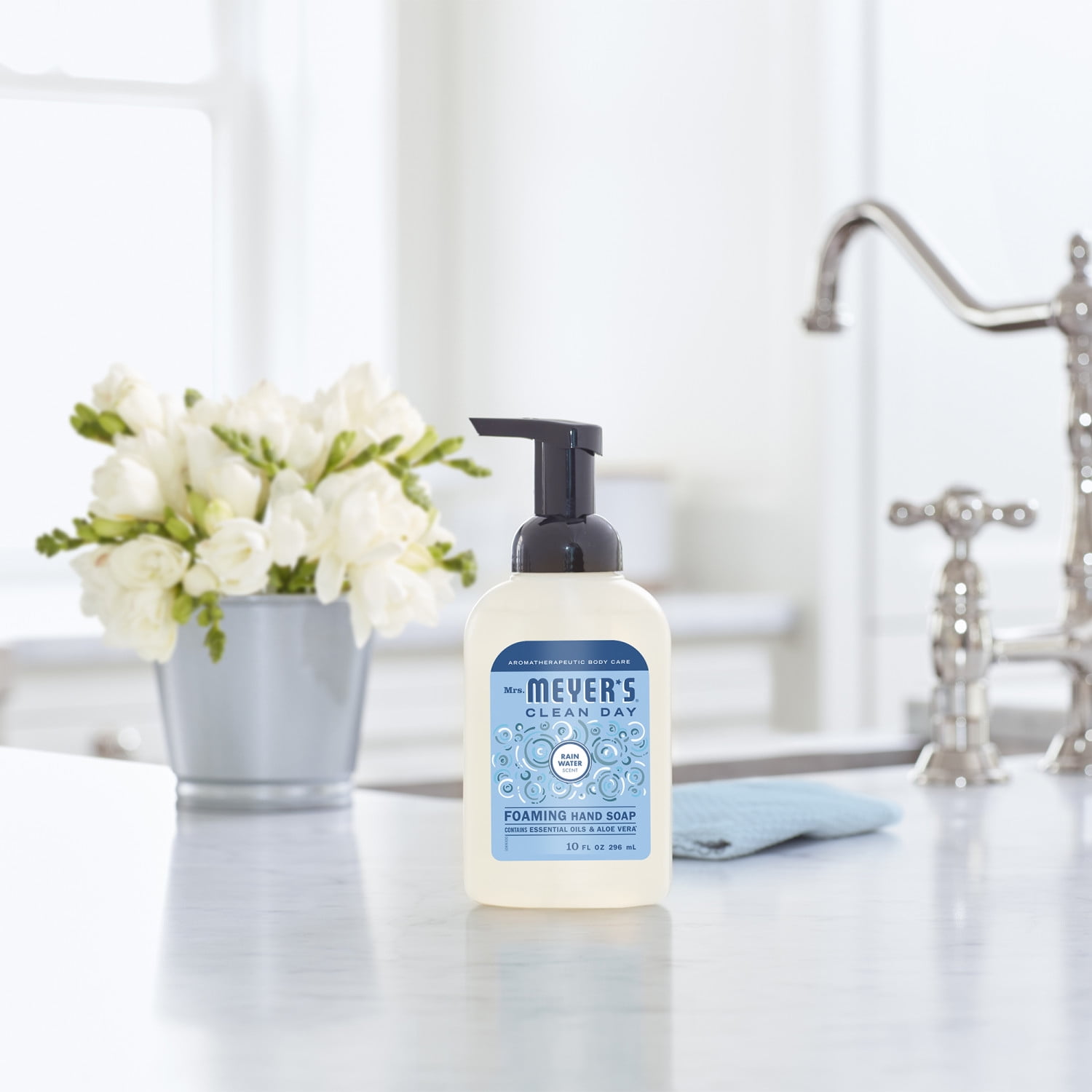 Mrs. Meyer's Clean Day Foaming Hand Soap, Rain Water Scent, 10  fl oz Bottle