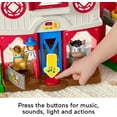 thumbnail image 4 of Fisher-Price Little People Juguete de aprendizaje para niños pequeños Juego de granja sobre el cuidado de animales con etapas inteligentes para juegos de simulación Niños a partir de 1 año, 4 of 5