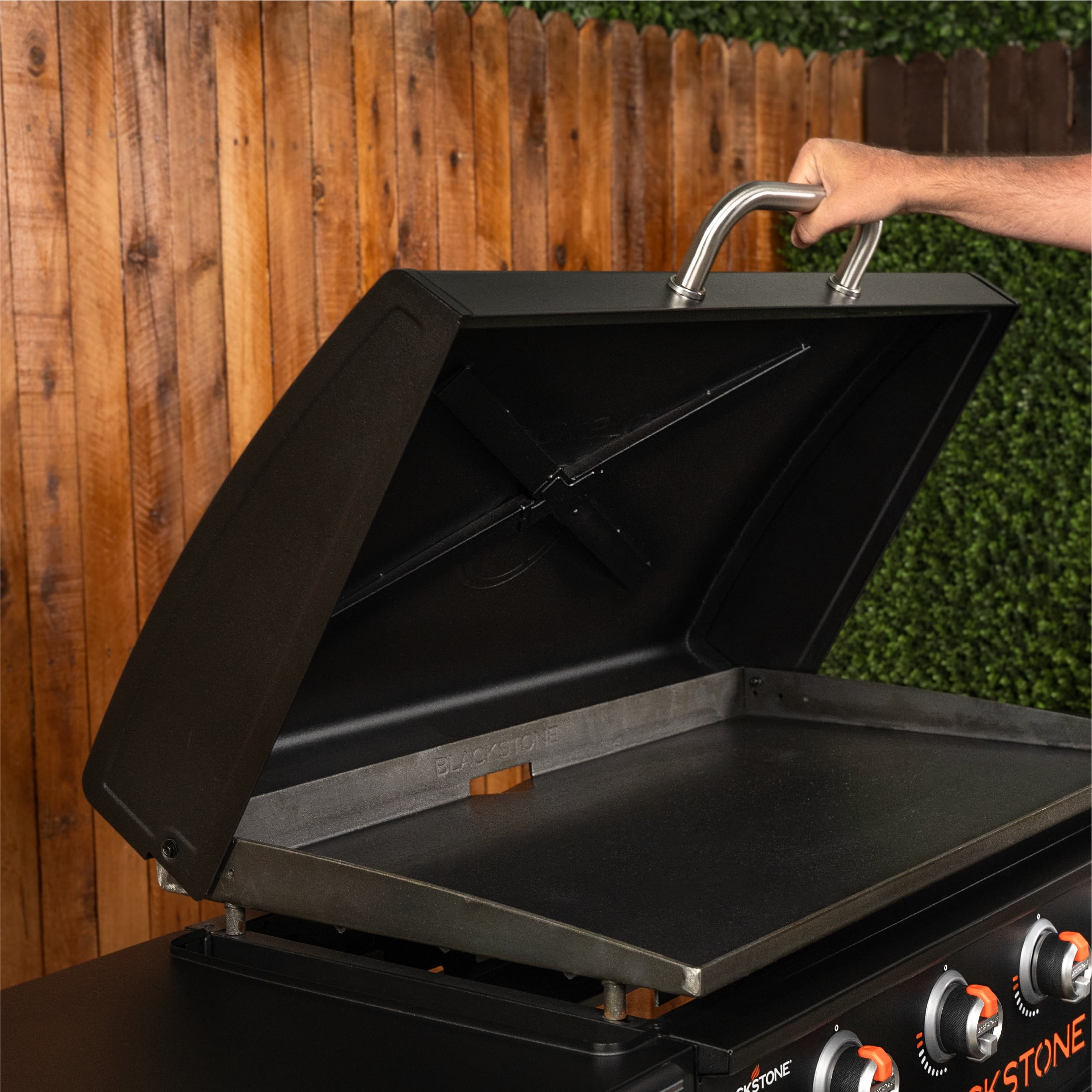 Blackstone 36” X-Braced Omnivore Griddle Hood