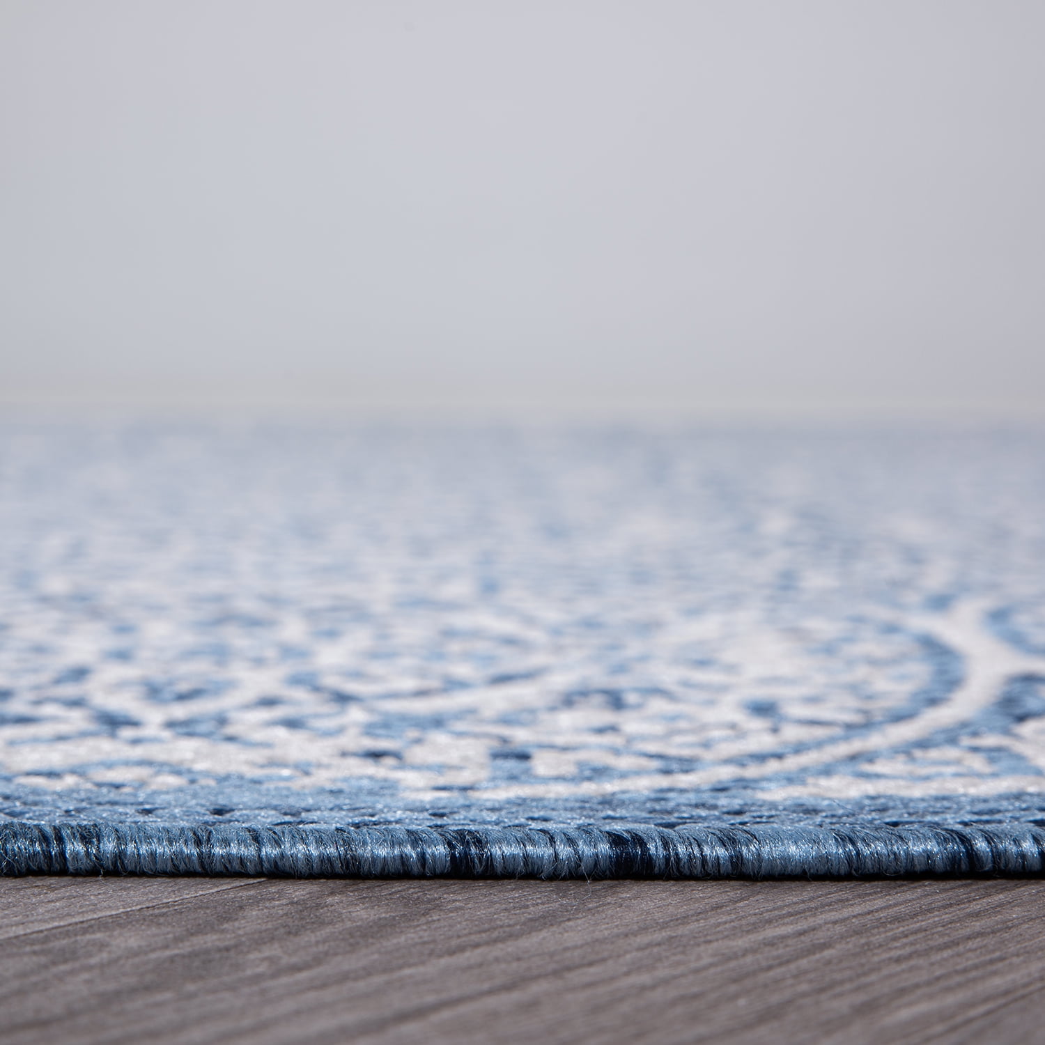 World Rug Gallery Transitional Floral Circles Textured Flat Weave Indoor/Outdoor Area Rug - BLUE 2'x7'