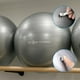 thumbnail image 4 of Pelota de Yoga Atom 55 cm con Bomba | Pilates y Fitness gris, 4 of 8