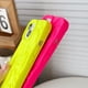 thumbnail image 5 of Funda de teléfono con pliegues ondulados en forma de agua para iPhone 11, 5 of 6