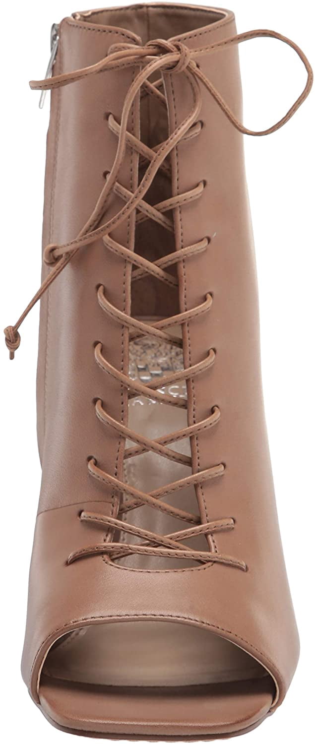 vince camuto eshilliy
