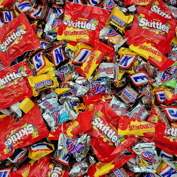 Sweet and Awesome All Time Favorites Chocolate Candy Assortment 3 Musketeers Minis, Starburst Original, Skittles Original, Snickers Minis, and Snickers Crunchy Peanut Butter - 1Pound