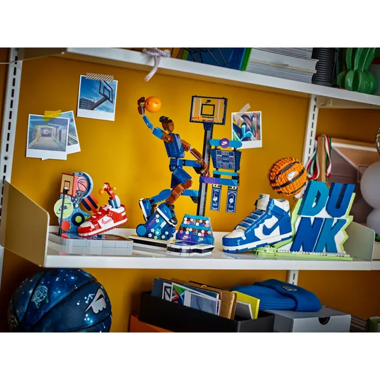 LEGO, Nike Slam Dunk, 43010, 809 Pieces, Basketball Court Model