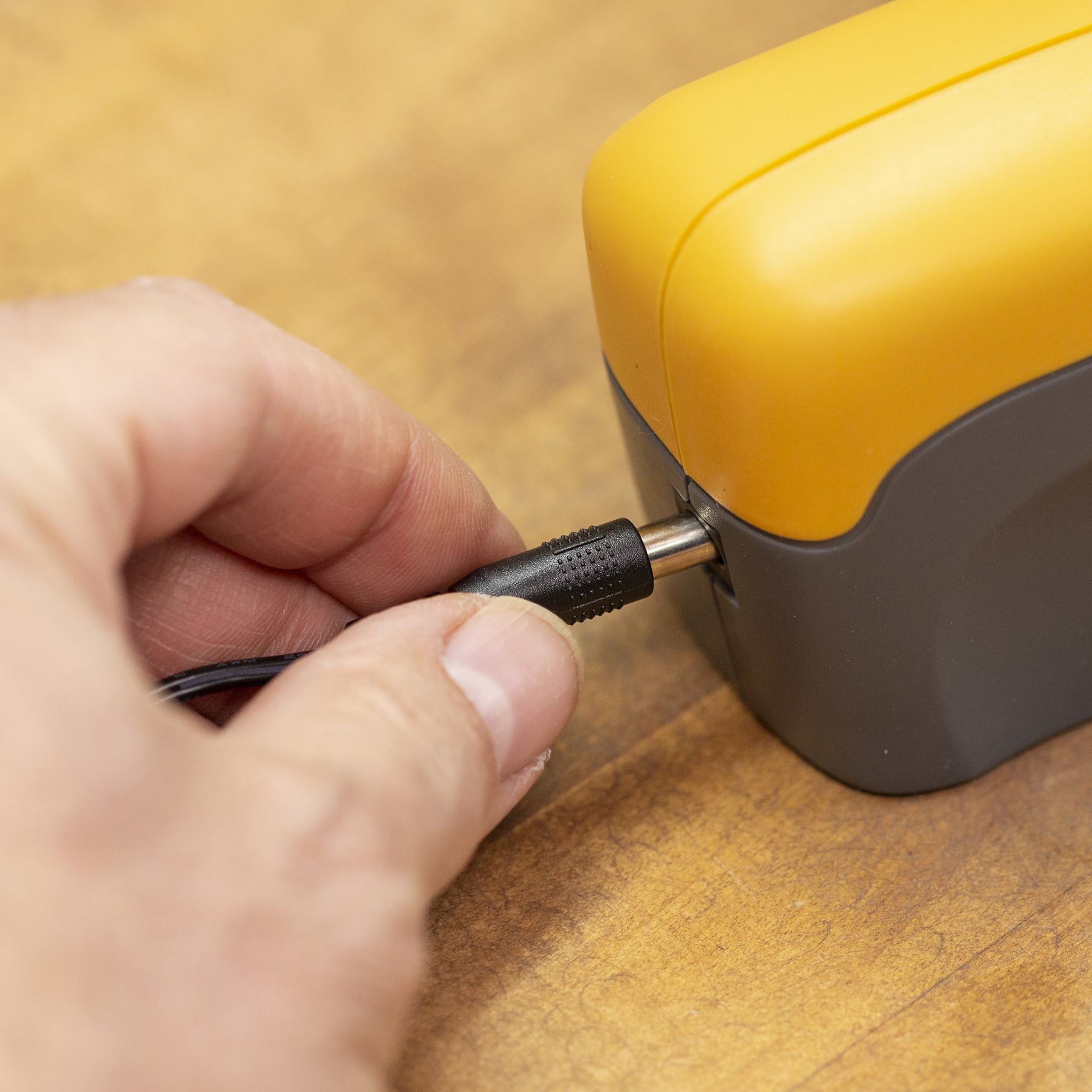 Smith's Edge Pro Compact Electric Knife Sharpener