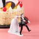 thumbnail image 2 of Toppers de pastel de boda, figura de novia y novio de resina, decoración de pastel de pareja romántica divertida TUNC Sencillez, 2 of 5