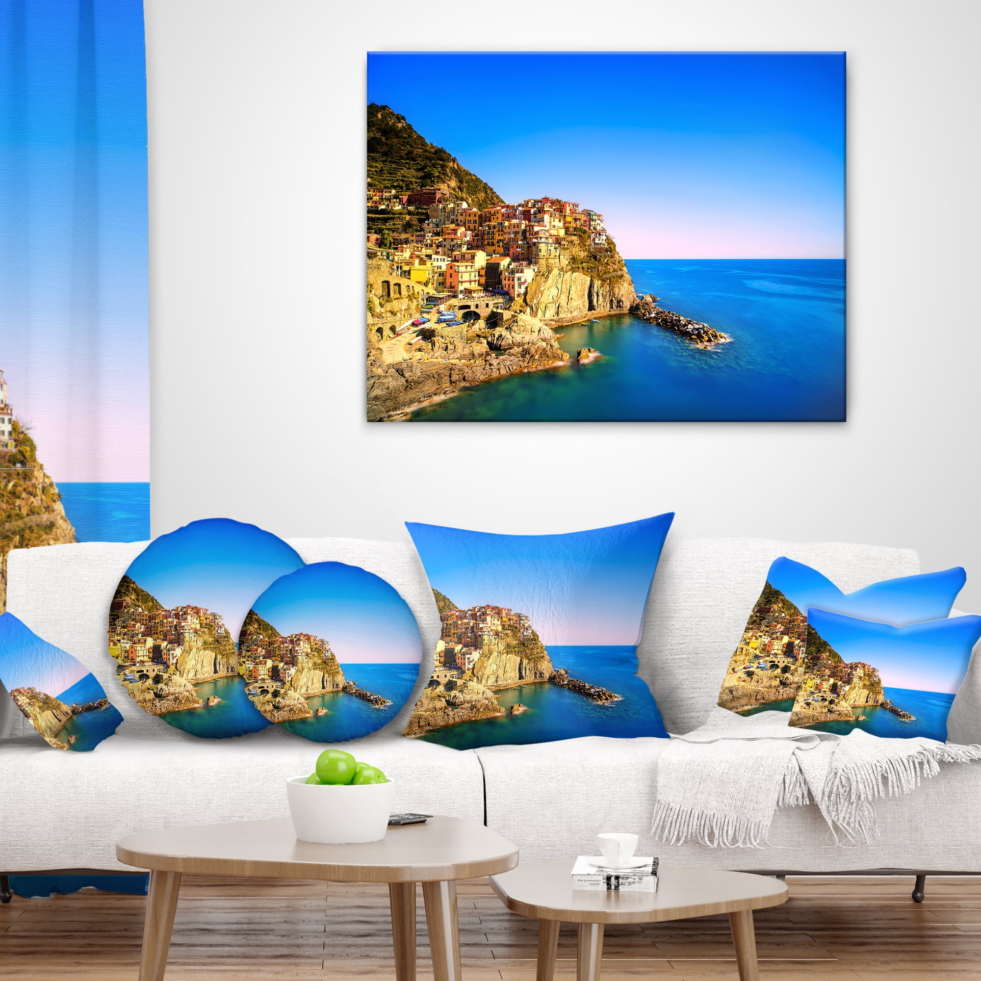 Designart Manarola Village Seashore Italy - Seashore Throw Pillow - 18x18