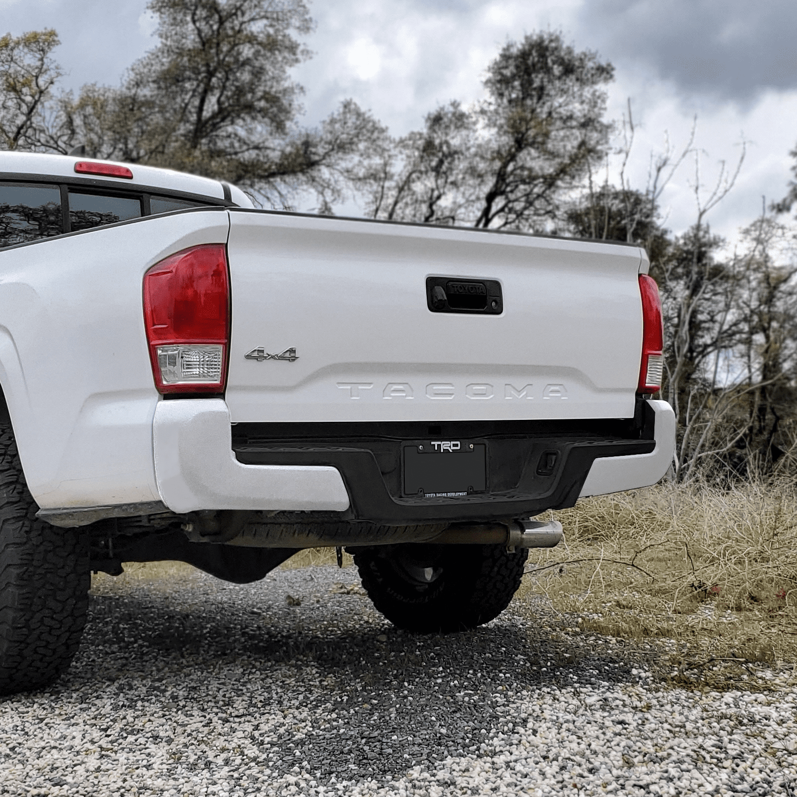 Matte Black Bumper Overlay No Senso