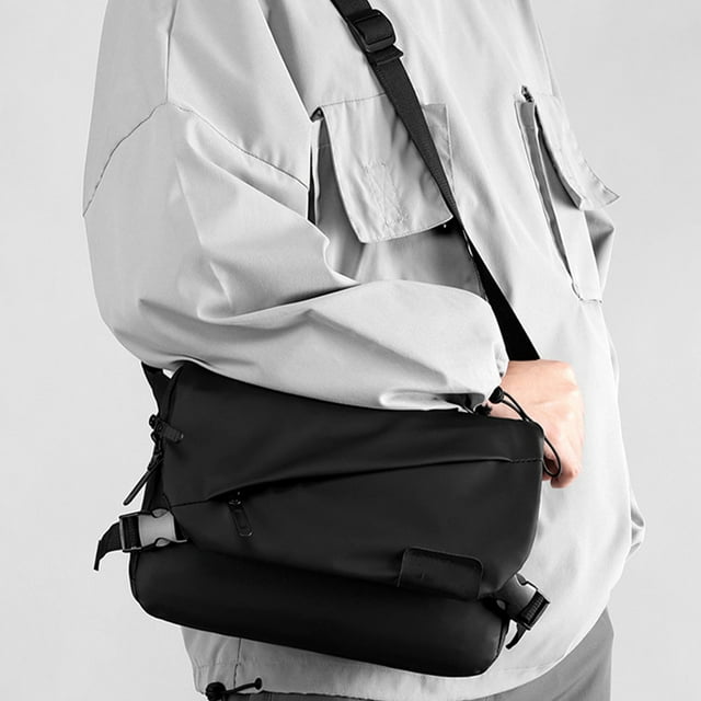 Dvkptbk Polyester Shoulder Pack Leisure Commuting Shoulder Bag Large Capacity Crossbody Bag Multifunctional Sturdy Practical Waterproof Shoulder Bag Camping & Hiking