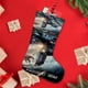 thumbnail image 4 of Pacific Rim Tema: Calcetines de Navidad, fino lino blanco para colgar en escaleras y chimenea, decoración navideña para el hogar, regalo de Navidad. 54cm × 38cm, 4 of 5