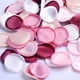 thumbnail image 2 of Pétalos de rosa de satén de rayón, accesorios familiares, pétalos de rosa románticos para boda, fiesta, decoración del día de san valentín, 100 uds., 2 of 4