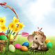 thumbnail image 5 of Huevos y conejitos de Pascua de colores insertados en el suelo, 5 of 7