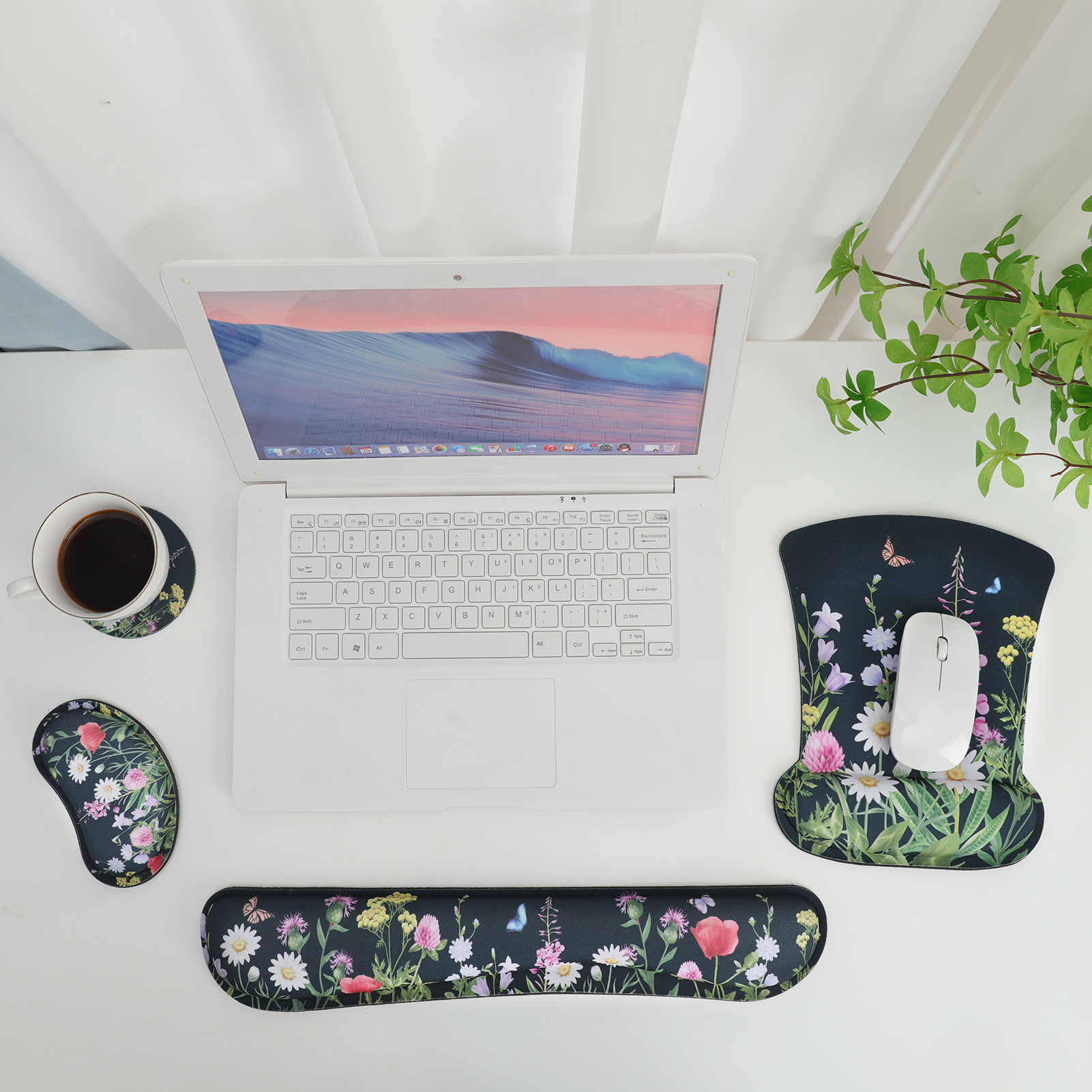 Sixwipe Ergonomic Mouse Pad with Wrist Rest photo 6
