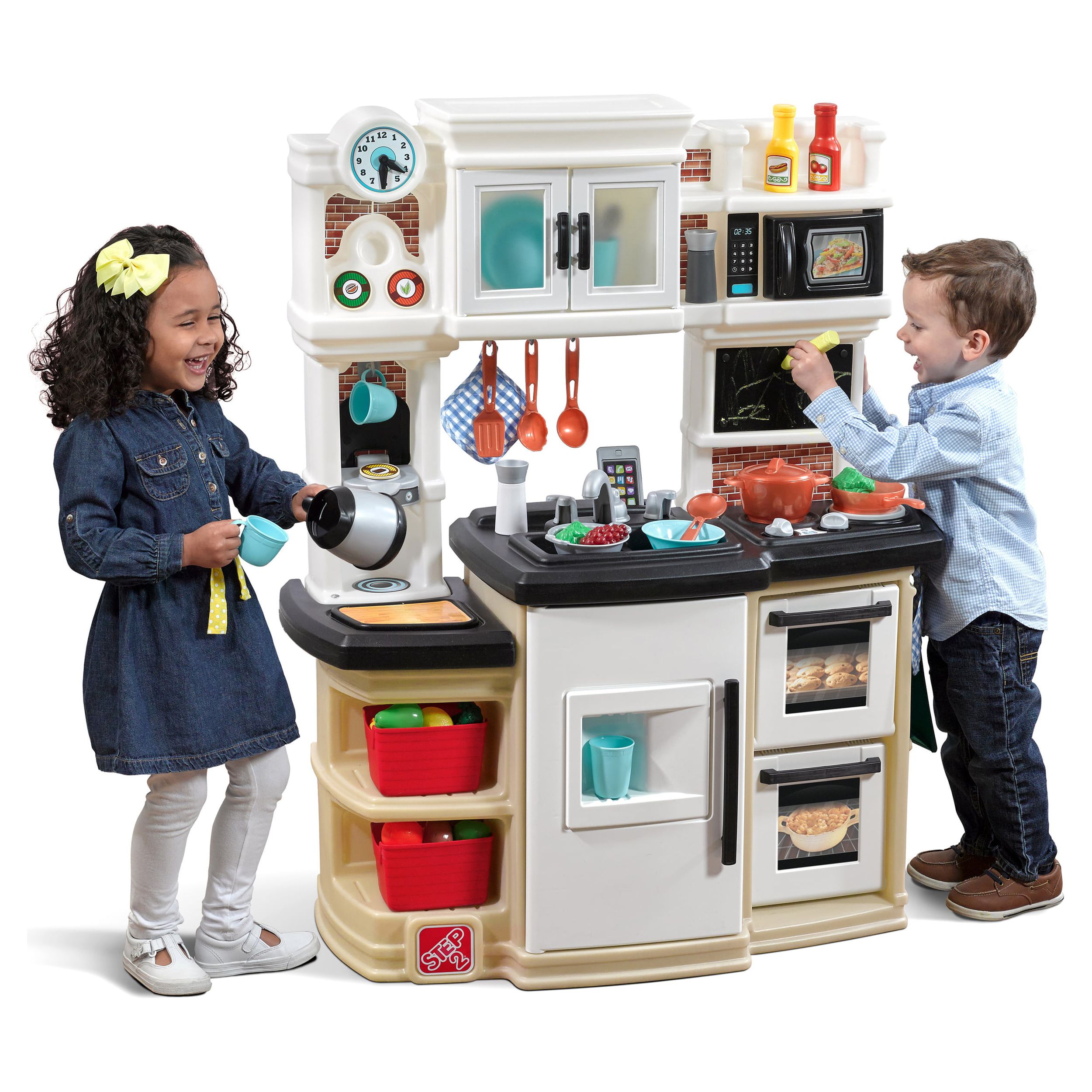 Step2 Great Gourmet Play Kitchen with 35 Accessories photo 2