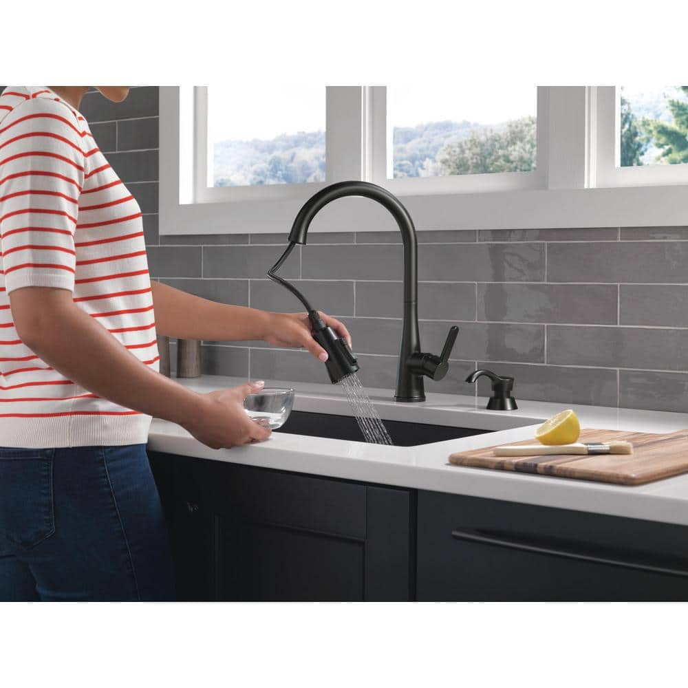 Delta Greydon Single Handle Pull Down Sprayer Kitchen Faucet with ShieldSpray and Soap Dispenser in Matte Black