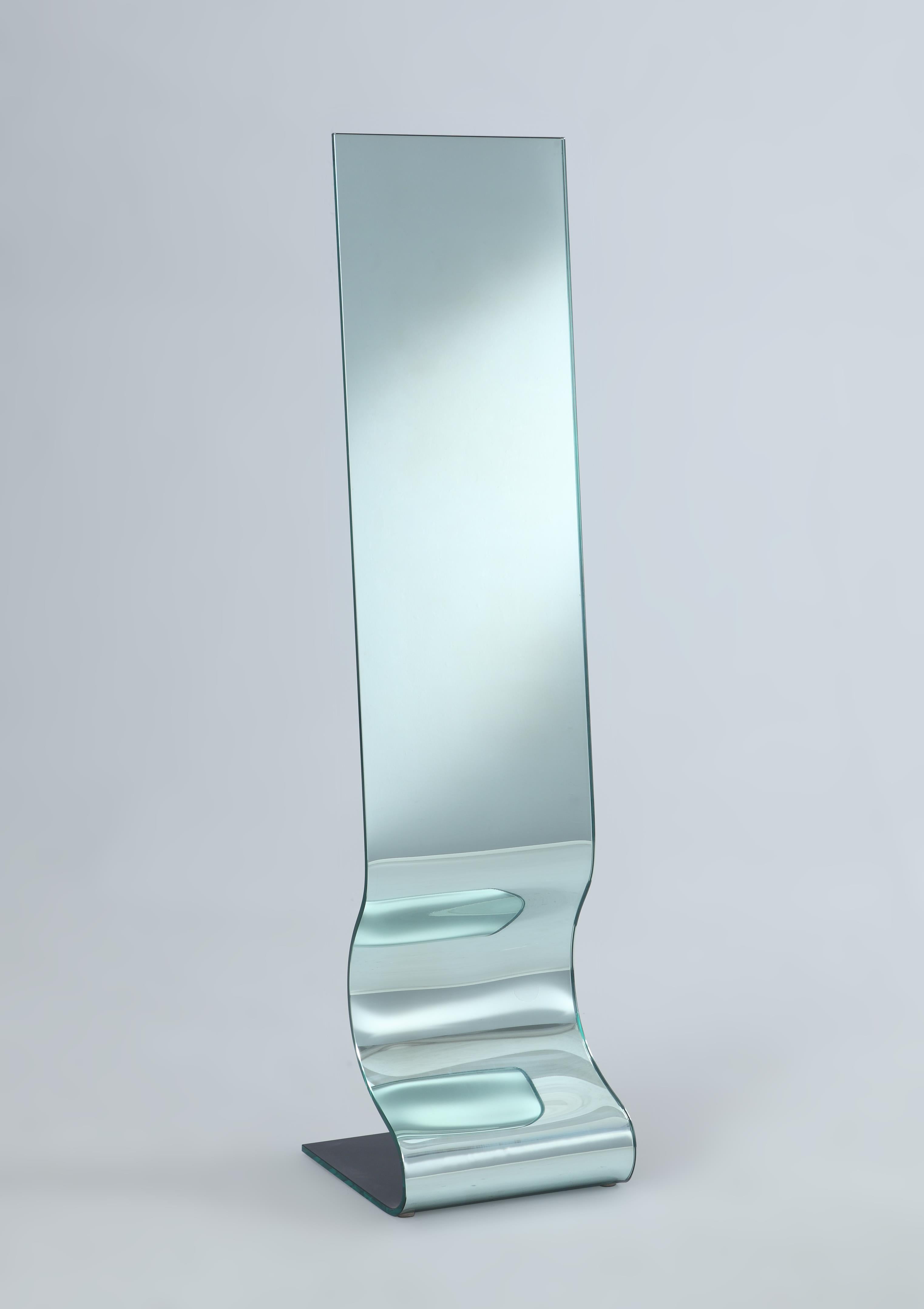 Chintaly Bent Glass Mirror Stands