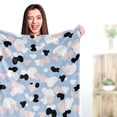 thumbnail image 3 of Manta de felpa con estampado de vaca, suave, agradable para la piel y transpirable para todas las estaciones, 140 x 200 cm, lavable a máquina, 3 of 5