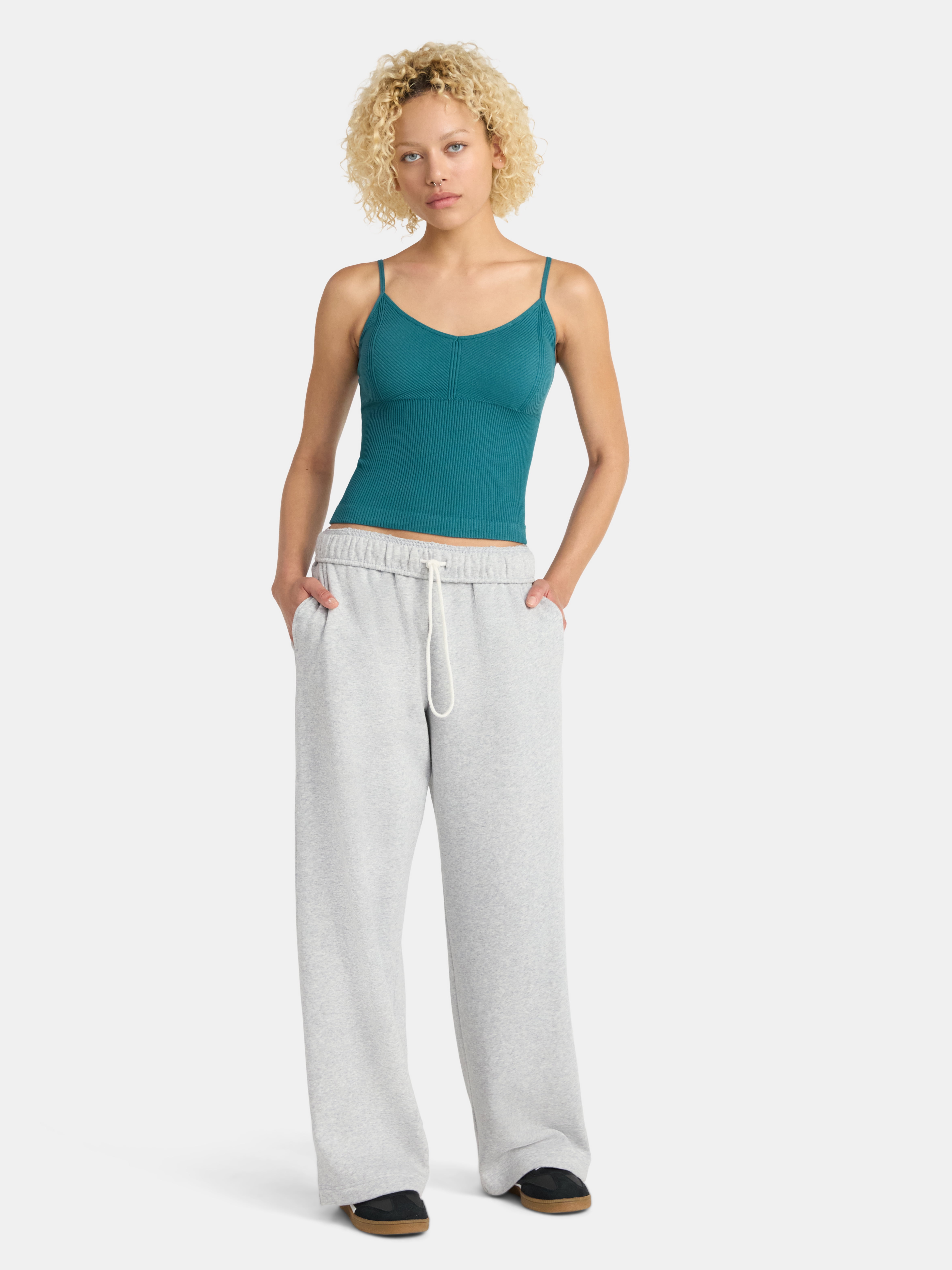 No Boundaries Seamless Miter Textured V-Neck Cami with Demi Cups, Women's