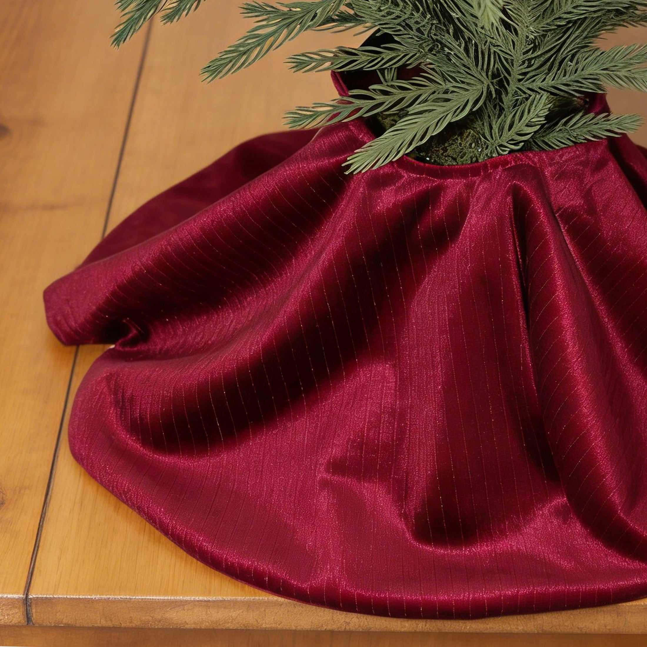 Mini Christmas Tree Skirt, Red, 18", by Holiday Time