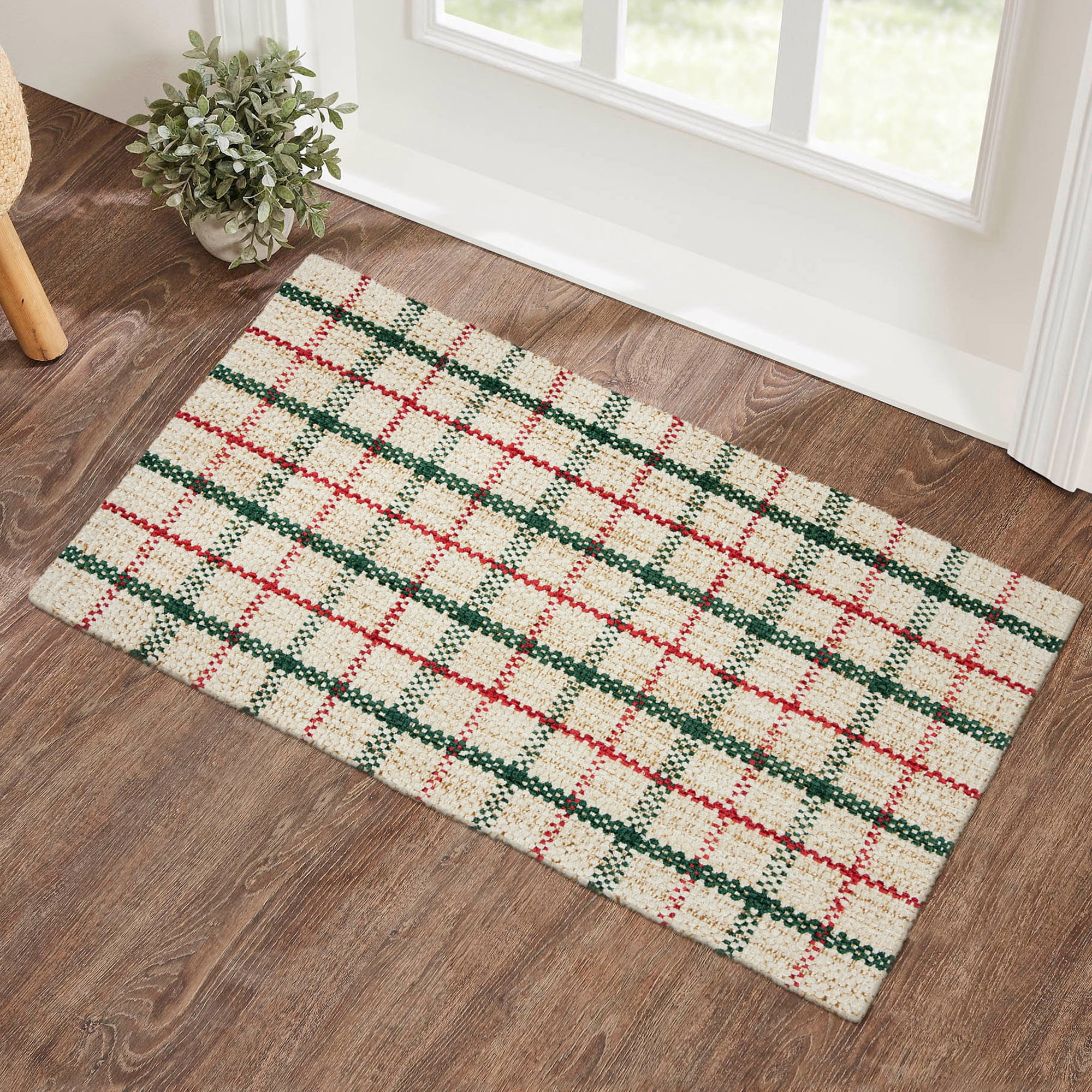 Holiday Time Multi-color Plaid 20" x 34" Accent Rug