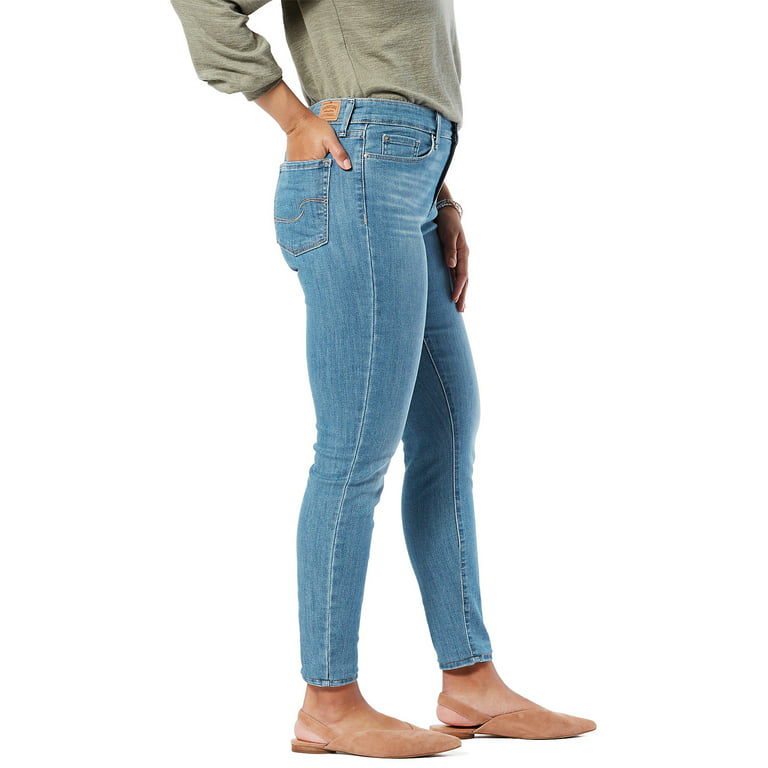 Levi's Women Skinny Fit Jeans Blue, Button, Ultra Low Rise at Rs