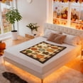 thumbnail image 4 of Manta de franela con estampado digital de calabaza, hoja de arce y frutas, ideal para el sofá o para una siesta., 4 of 6