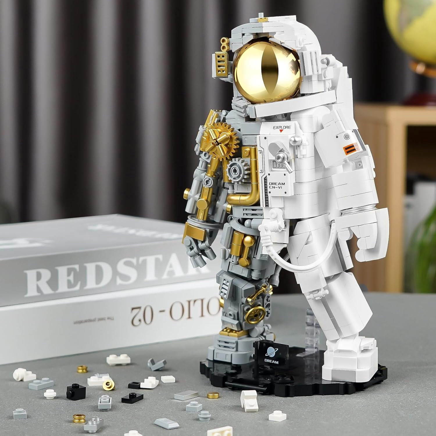 Space Astronaut Building Set fors Adults Gifts for Boys 8-14, Compatible with Lego Space Model Building Blocks, 1088 PCS Cool Collectible Gift Toys for Adults