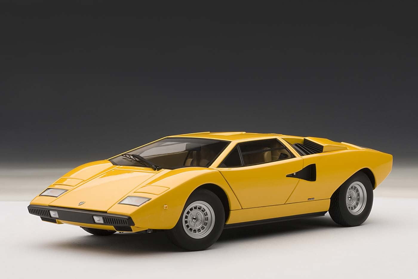 autoart diecast cars