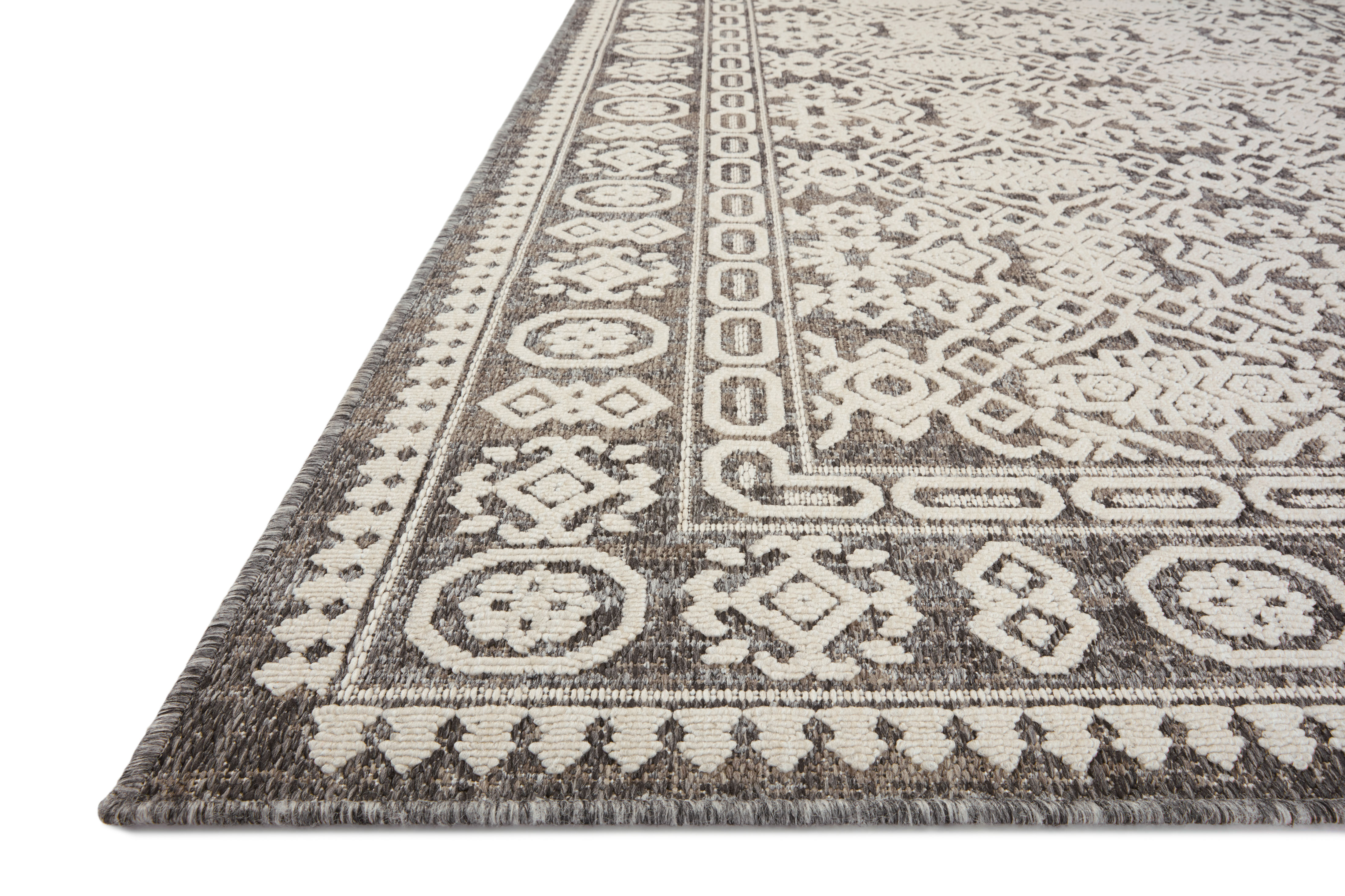 Indoor Outdoor Loloi Rainier Pebble / Ivory 2'-3" x 7'-7" Runner Rug
