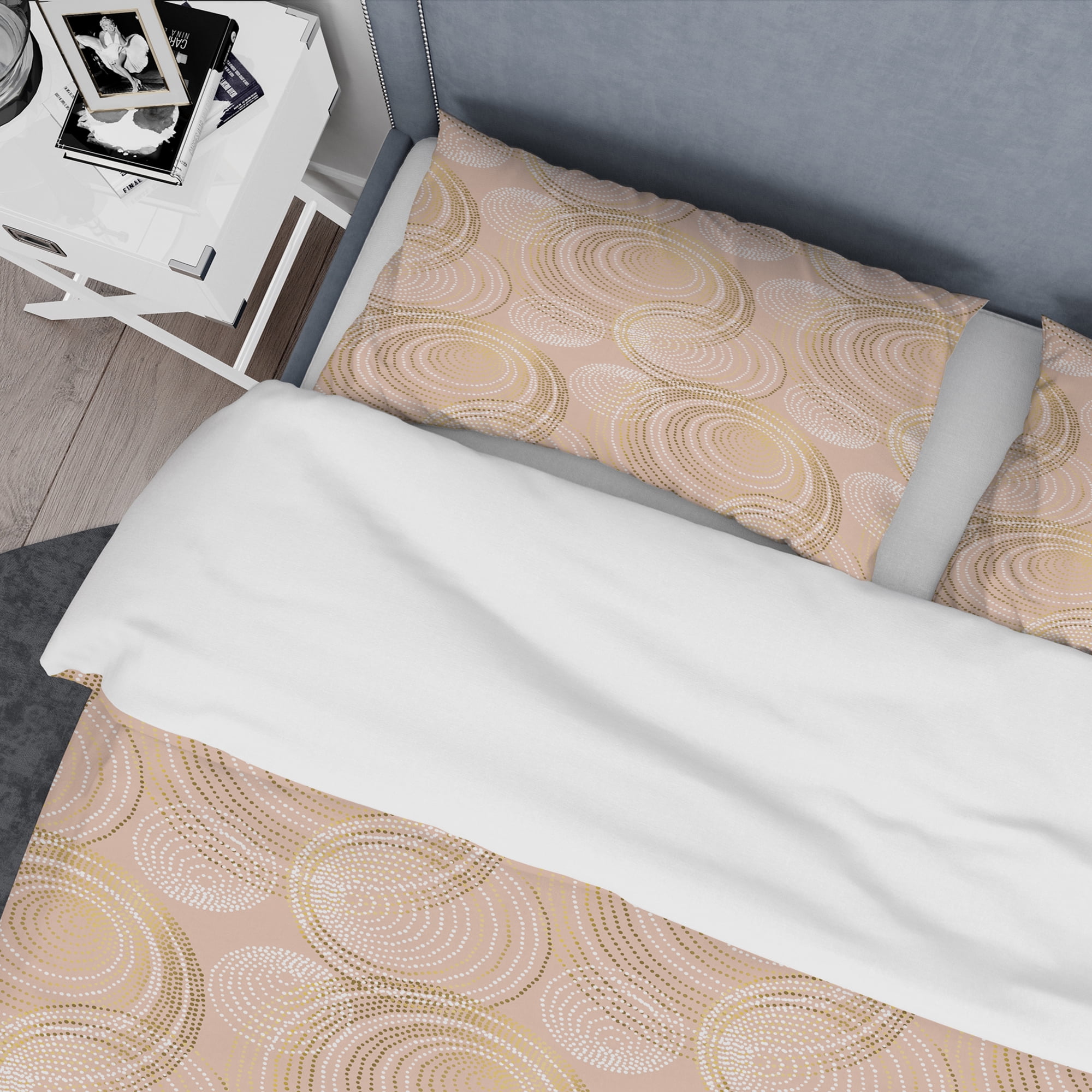 Designart 'Rose Gold Abstract Geometry Luxury' Mid-Century Modern Duvet Cover Set