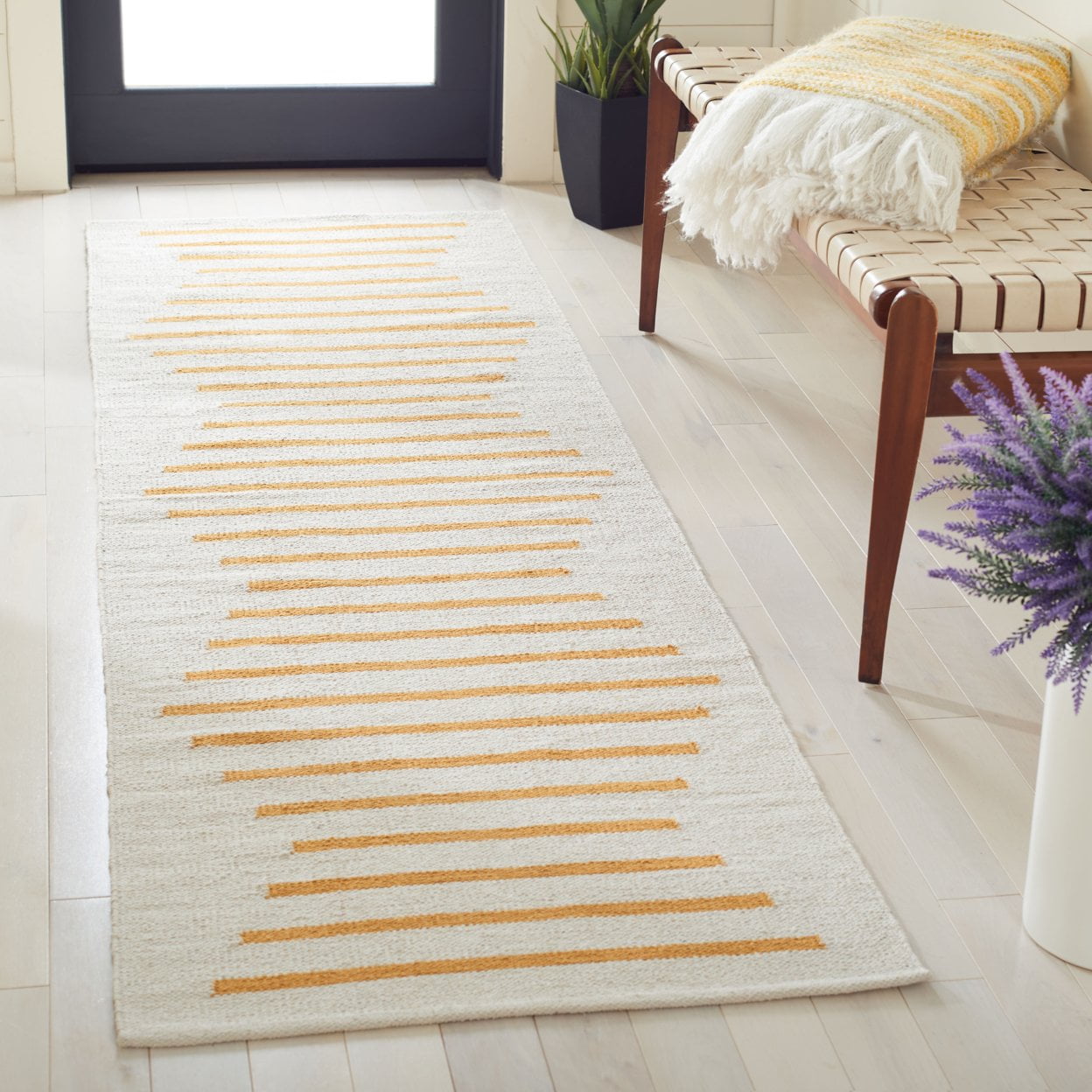 SAFAVIEH Montauk Amadine Striped Cotton Area Rug, Ivory/Gold, 9' x 12'