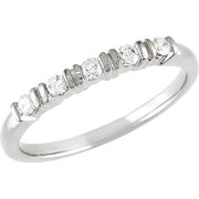 1/6 Carat T.W. Round Diamond Anniversary Ring in 10kt White Gold