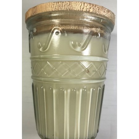 - Swan Creek Timeless Collection Vanilla Pound Cake Candle
