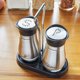 thumbnail image 5 of Botellas Dispensadoras De Acero Inoxidable Y Vidrio Con Salero Y Pimentero Con Soporte, 5 of 5