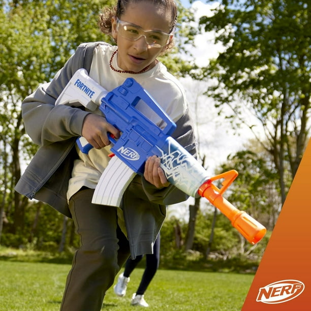 Nerf Fortnite Blue Shock Blaster, 10-Dart Clip, 10 Elite Nerf