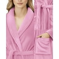 thumbnail image 3 of Bata de Baño NY Threads Premium de Franela Plush para Mujer Rosa, 3 of 6