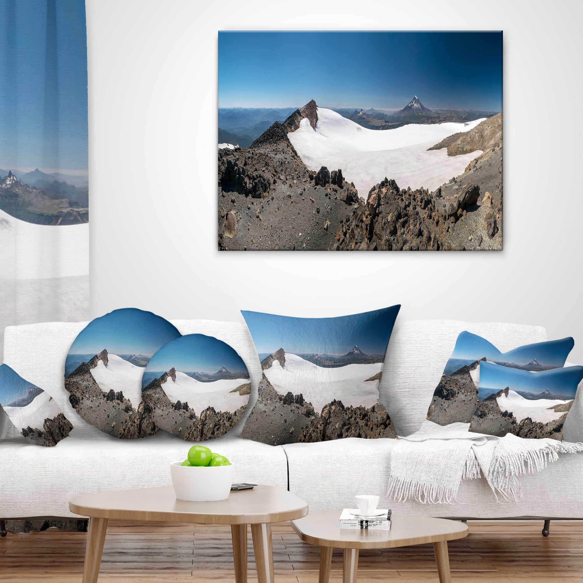 Designart Hiking to Vulkan Quetrupillan - Landscape Printed Throw Pillow - 12x20
