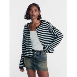 No Boundaries Women's Boxy Fit Button Front Cardigan